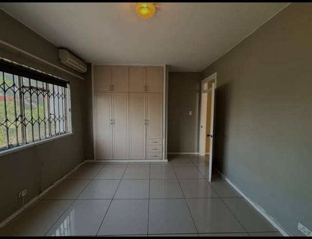 1.5 BEDROOM APARTMENT FOR SALE IN GLENWOOD